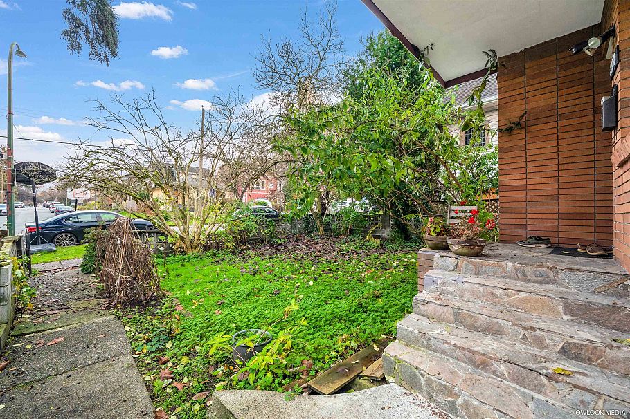 3557 Marshall Street Vancouver, BC - 5