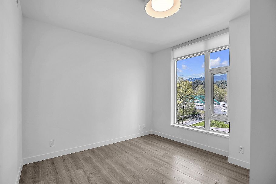 602 1500 Fern Street North Vancouver, BC - 23