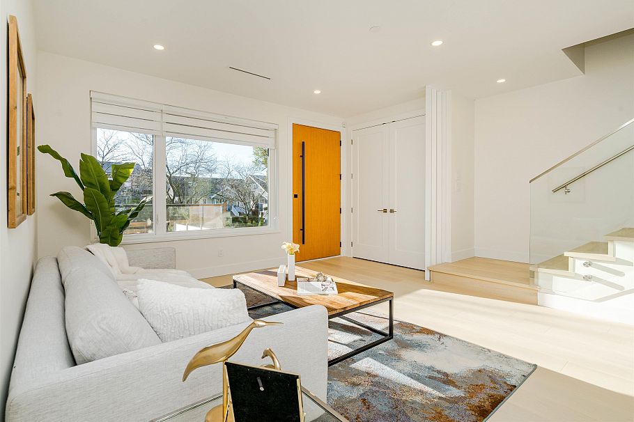 3321 W 37th Avenue Vancouver, BC - 6