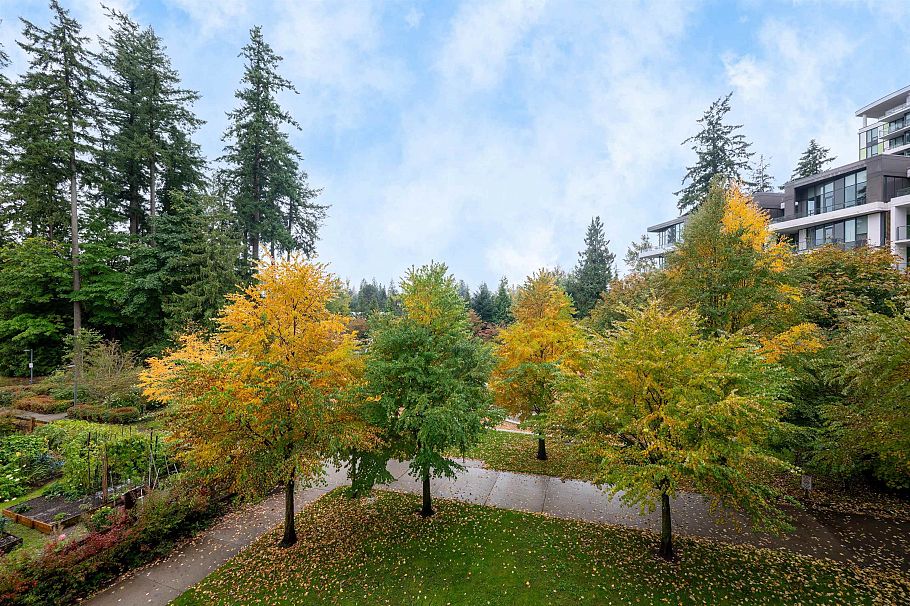 214 3581 Ross Drive Vancouver, BC - 23