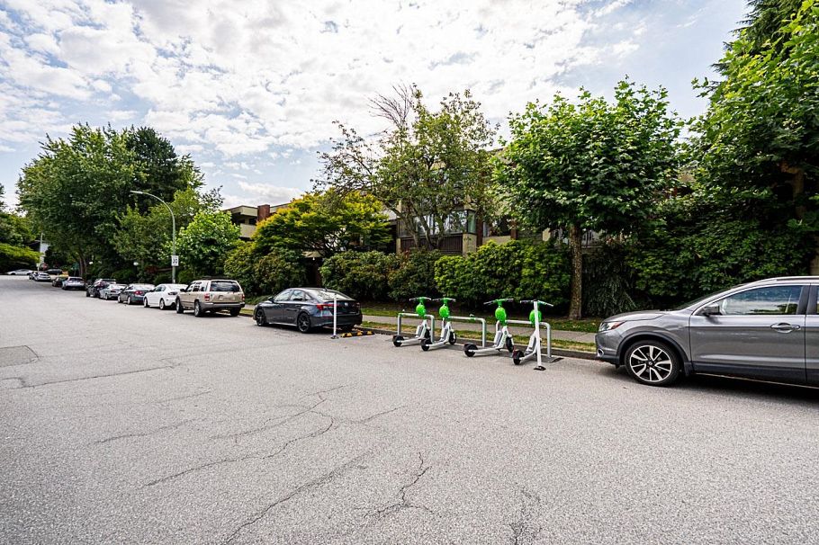 304 1420 E 7th Avenue Vancouver, BC - 5