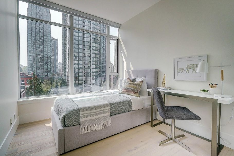 903 1211 Melville Street Vancouver, BC - 24