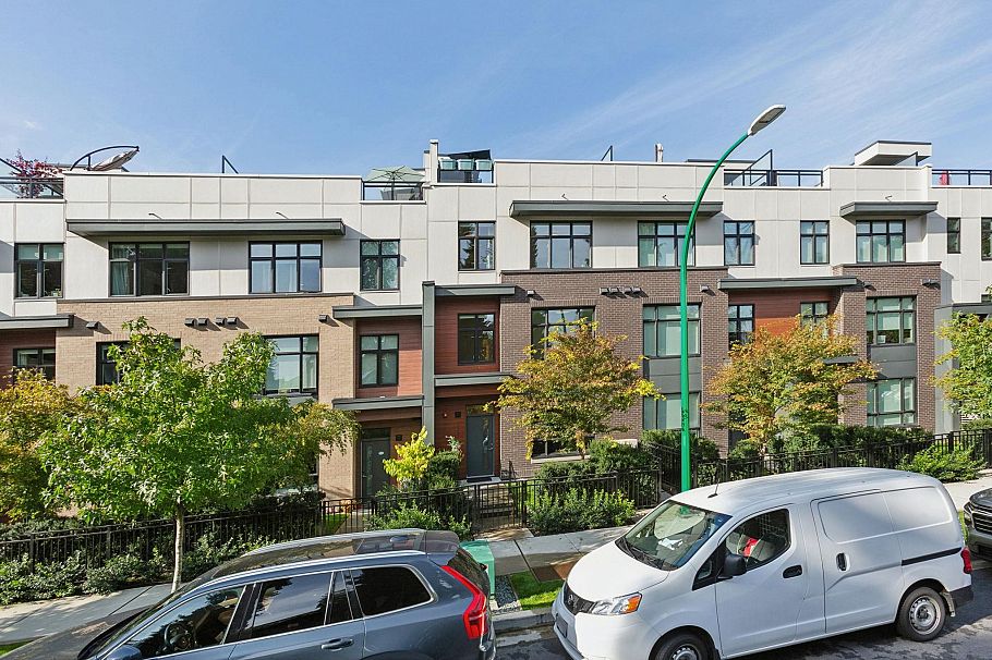 173 2035 Glenaire Drive North Vancouver, BC - 32