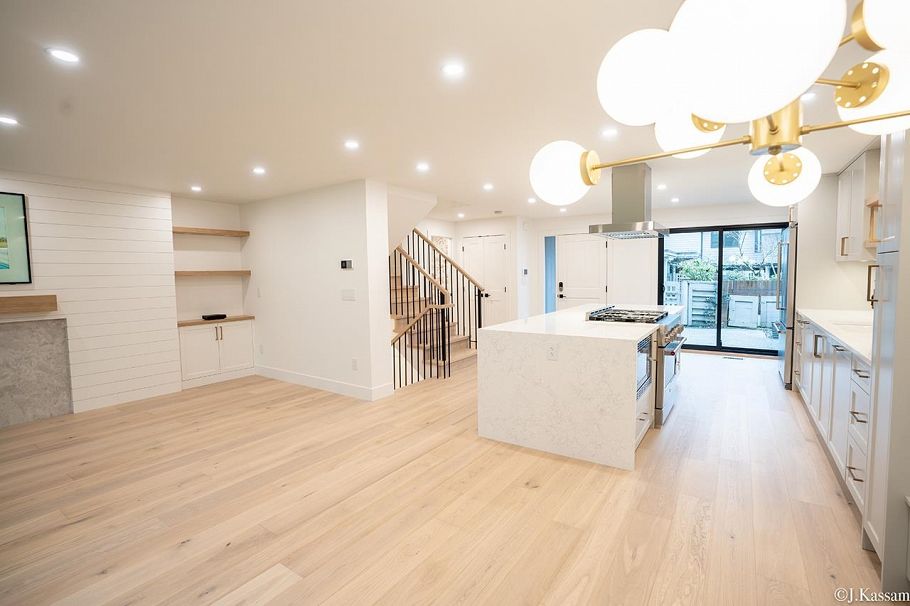 2159 Mcmullen Avenue Vancouver, BC - 14