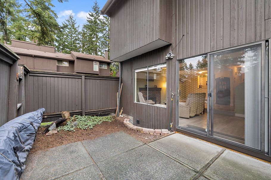 1998 Purcell Way North Vancouver, BC - 16