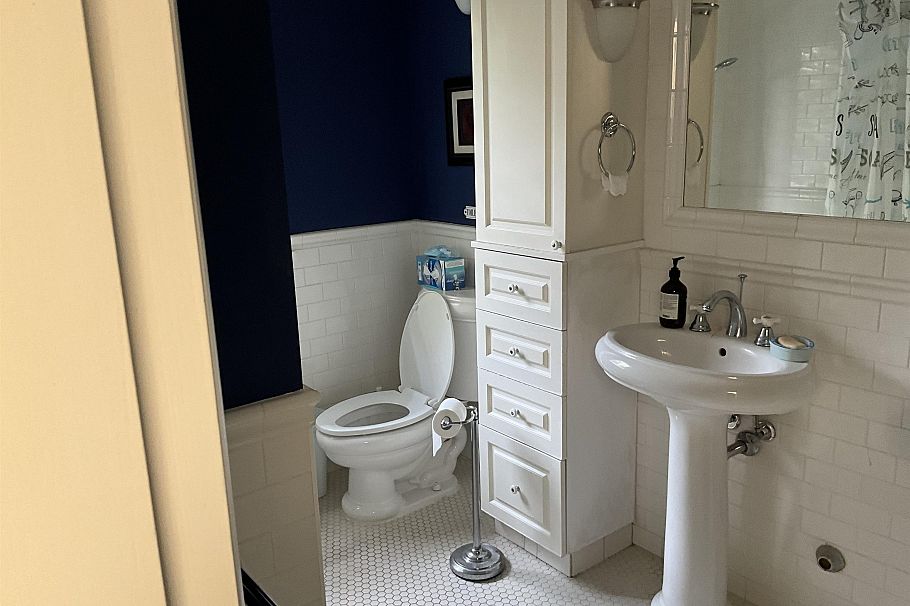 1667 W 40th Avenue Vancouver, BC - 19