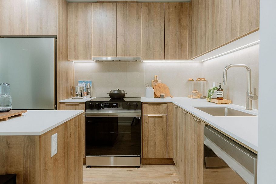 609 3594 Malsum Drive North Vancouver, BC - 4