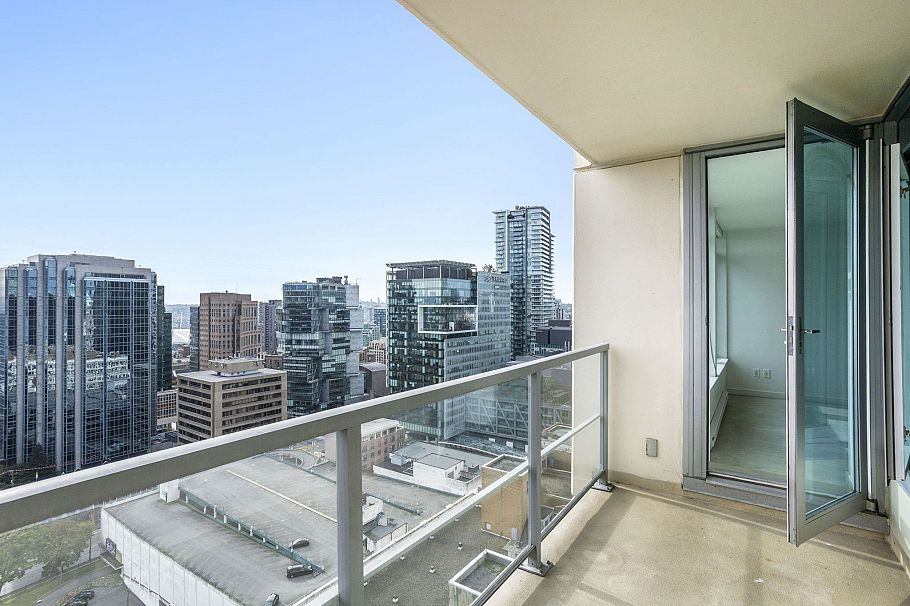 2613 610 Granville Street Vancouver, BC - 20