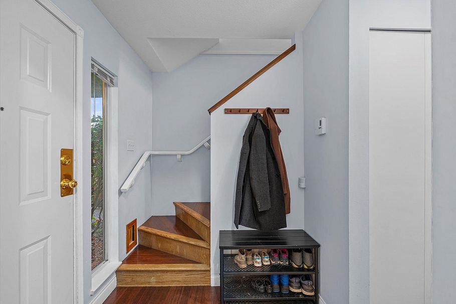 2 410 Mahon Avenue North Vancouver, BC - 9