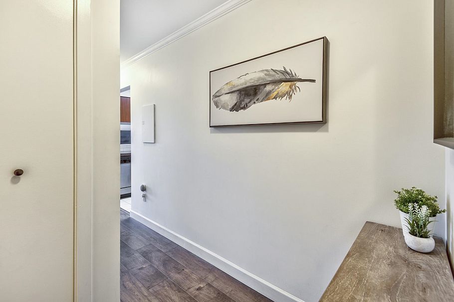 305 235 W 4th Street North Vancouver, BC - 7