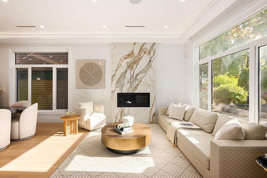 3711 W 24th Avenue Vancouver, BC - 8