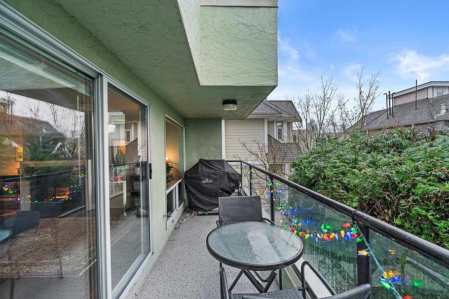 2 410 Mahon Avenue North Vancouver, BC - 16