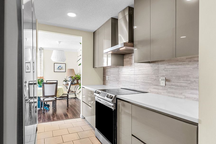 1609 2024 Fullerton Avenue North Vancouver, BC - 10