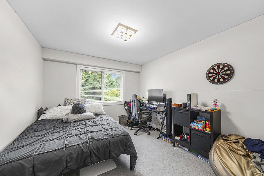 5154 Ranger Avenue North Vancouver, BC - 30