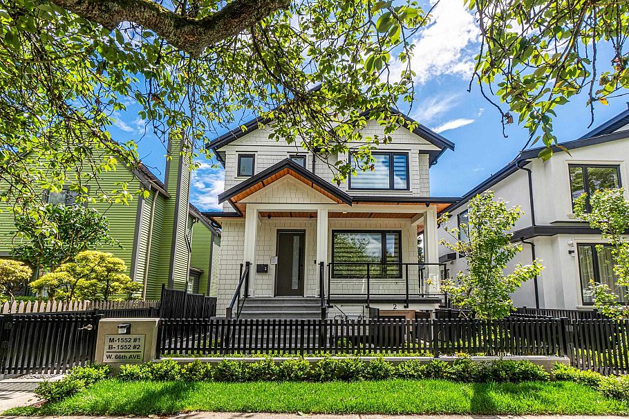 1552 W 66th Avenue Vancouver, BC - 1