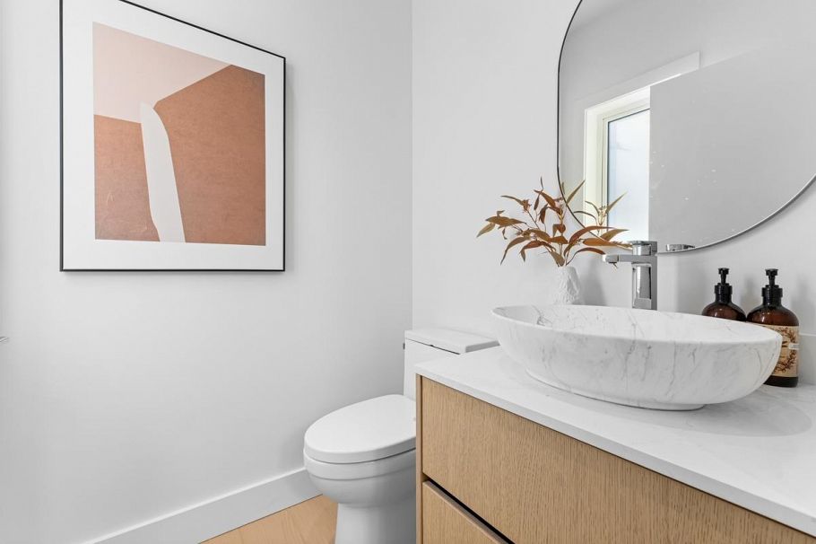 1 1315 W 64th Avenue Vancouver, BC - 7