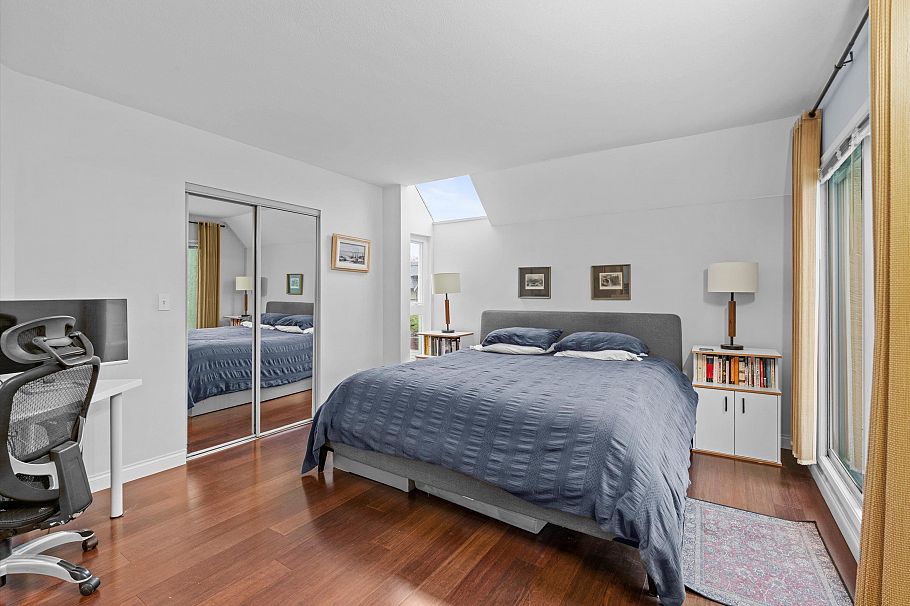 2 410 Mahon Avenue North Vancouver, BC - 18