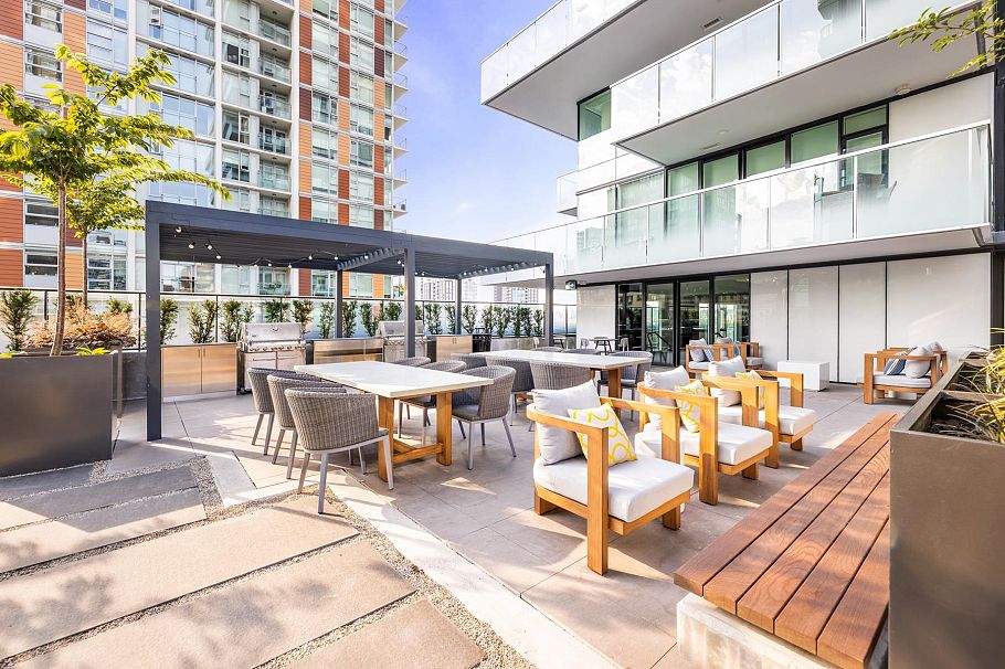 3303 1335 Howe Street Vancouver, BC - 32