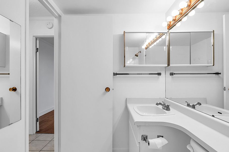 1812 2016 Fullerton Avenue North Vancouver, BC - 18