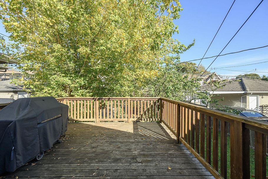 2633 Venables Street Vancouver, BC - 21