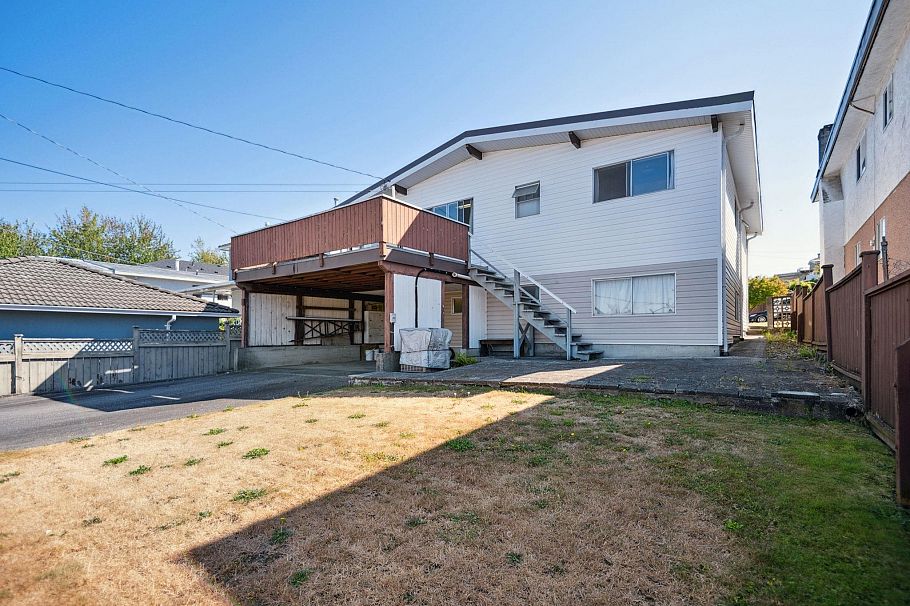 3849 Windermere Street Vancouver, BC - 28