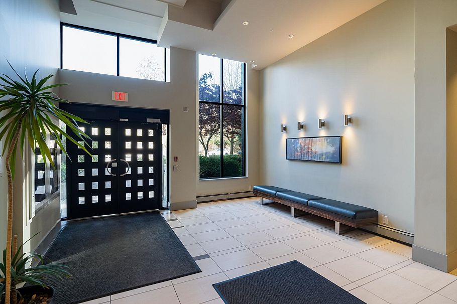 605 151 W 2nd Street North Vancouver, BC - 31