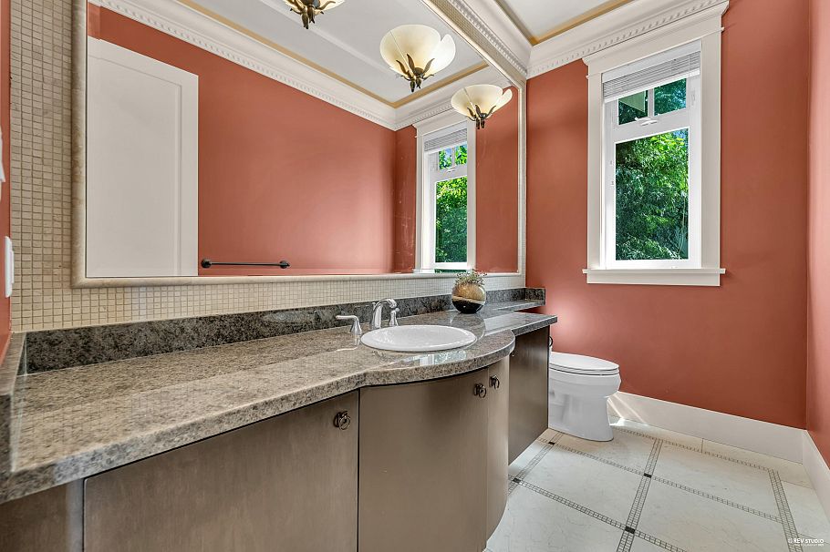 4019 W 40th Avenue Vancouver, BC - 16