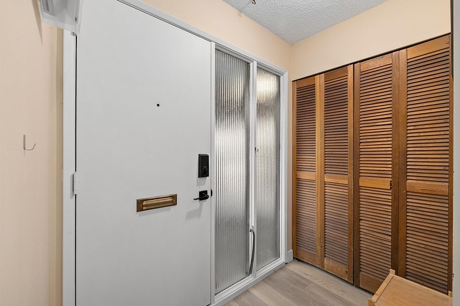 1998 Purcell Way North Vancouver, BC - 8