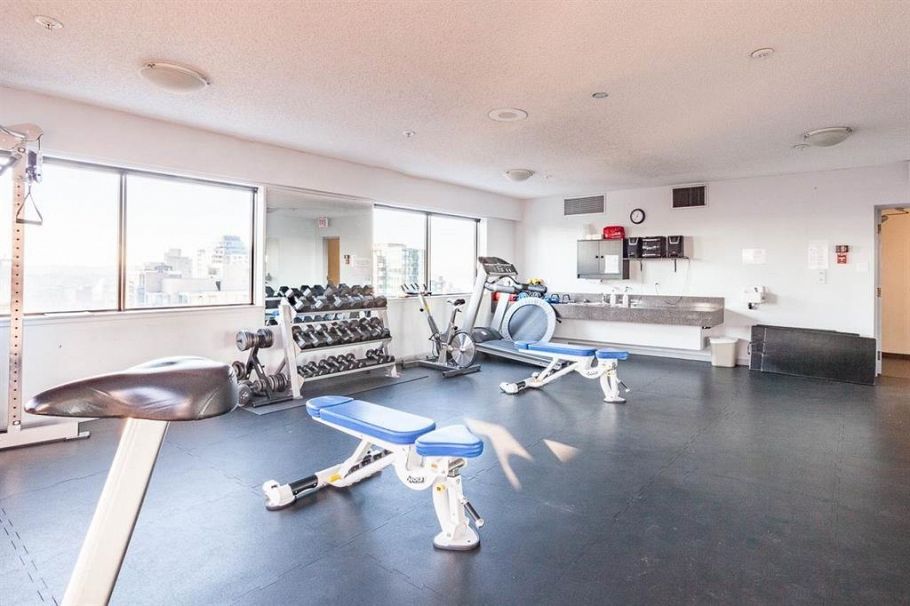 302 1177 Hornby Street Vancouver, BC - 29