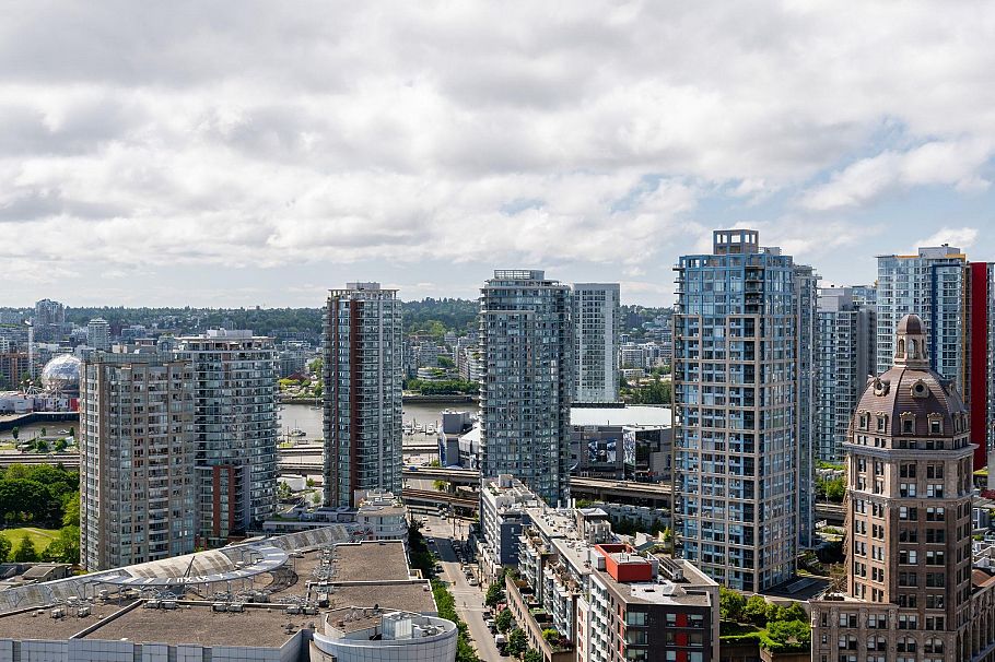 2705 108 W Cordova Street Vancouver, BC - 24