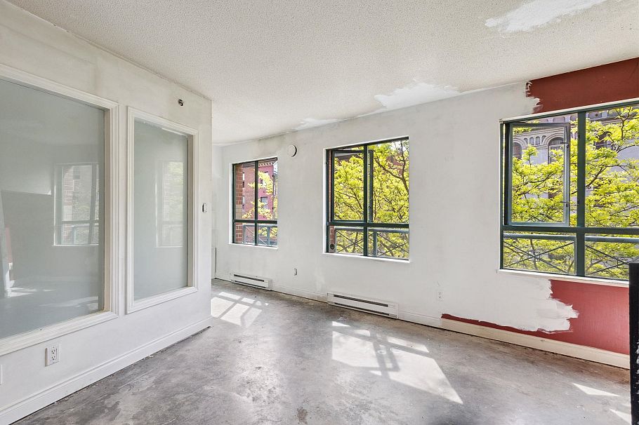 301 55 Alexander Street Vancouver, BC - 6