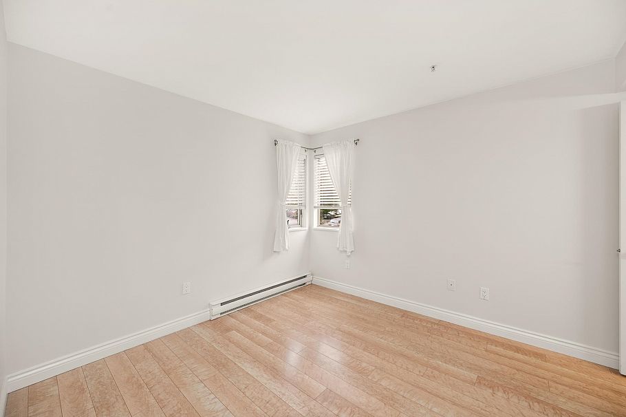 206 688 E 16th Avenue Vancouver, BC - 19