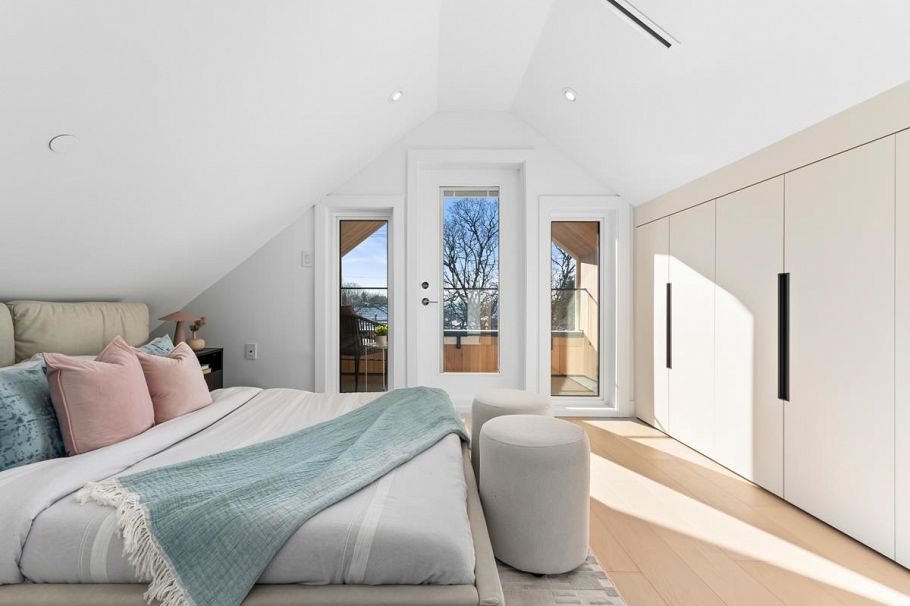 1 1315 W 64th Avenue Vancouver, BC - 15