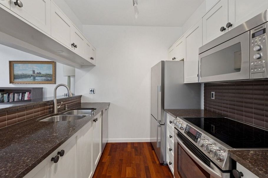 308 1928 Nelson Street Vancouver, BC - 5