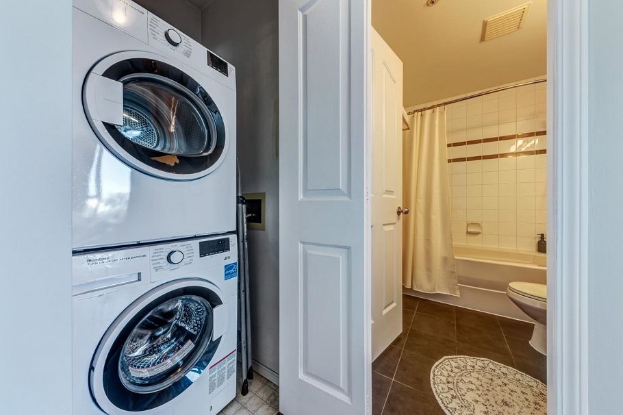 809 555 Abbott Street Vancouver, BC - 27