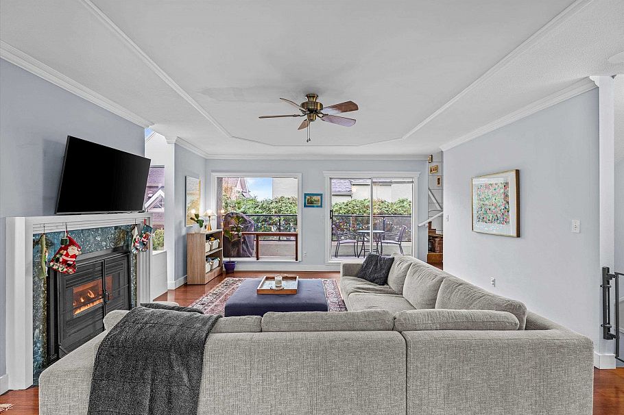 2 410 Mahon Avenue North Vancouver, BC - 14