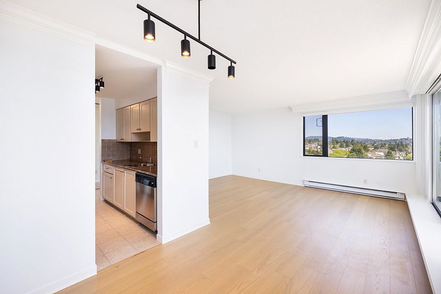 1202 444 Lonsdale Avenue North Vancouver, BC - 7