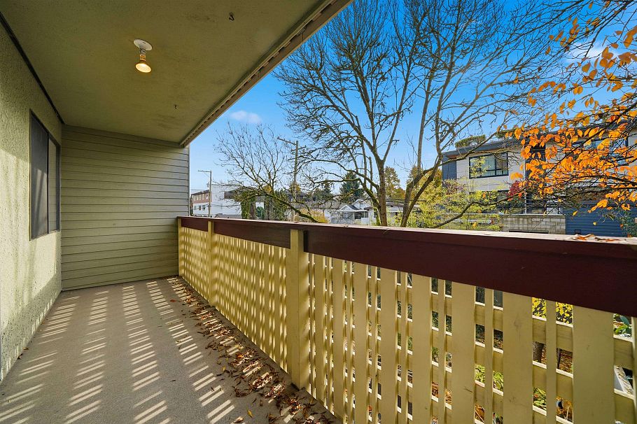 215 3150 Prince Edward Street Vancouver, BC - 20