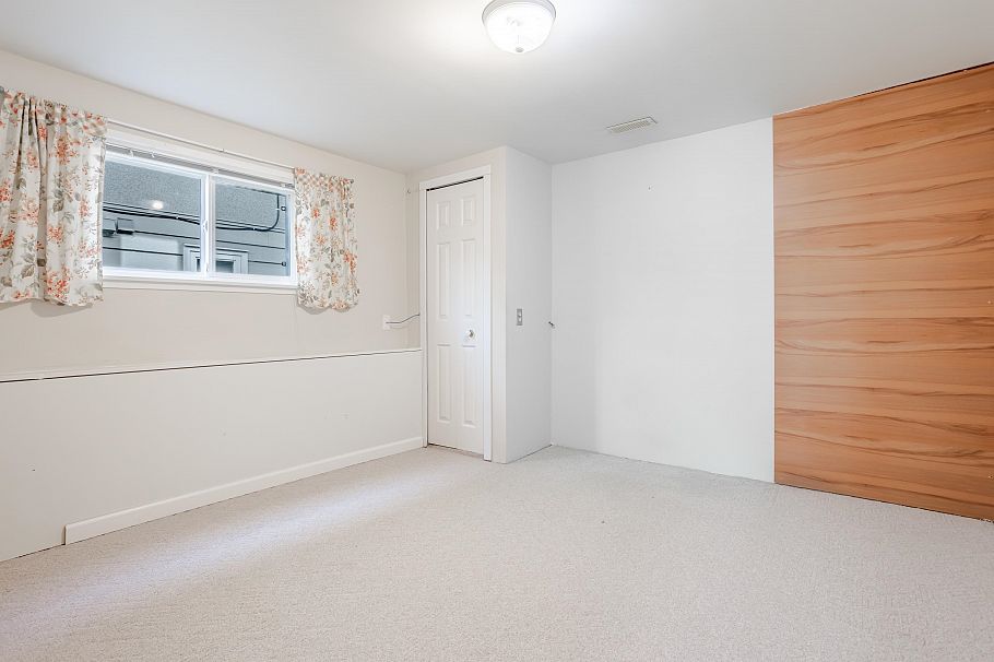 866 W 59th Avenue Vancouver, BC - 18