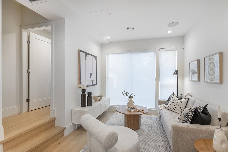 577 W 26th Avenue Vancouver, BC - 10