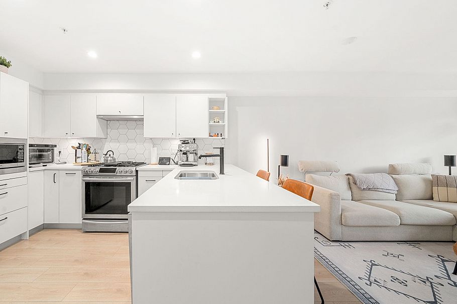 402 1519 Crown Street Vancouver, BC - 13