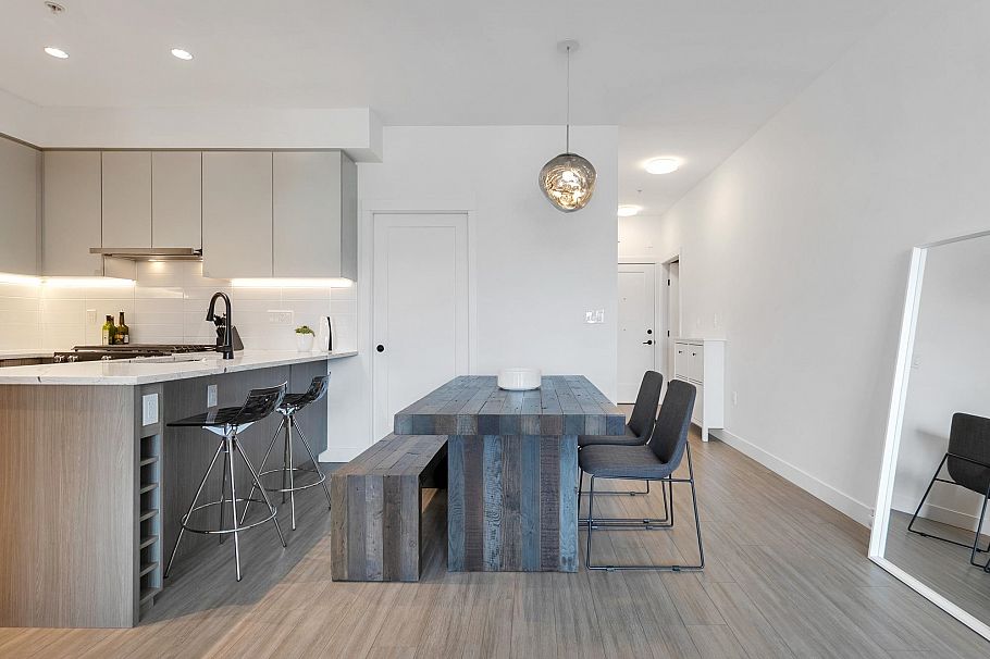 404 2408 Grant Street Vancouver, BC - 10