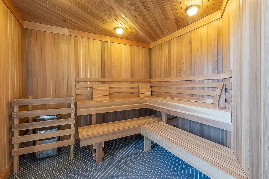 2106 1550 Fern Street North Vancouver, BC - 38