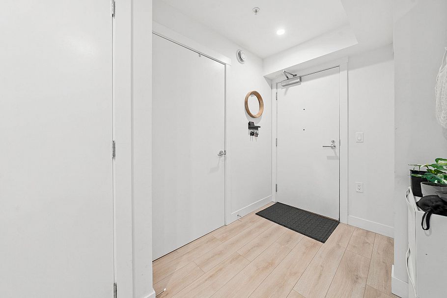 402 1519 Crown Street Vancouver, BC - 29