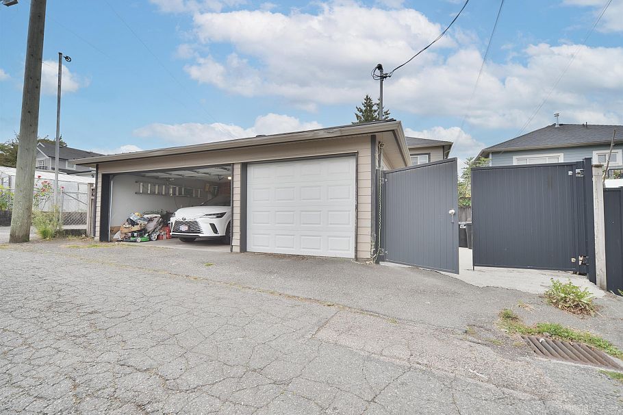 3832 Slocan Street Vancouver, BC - 19