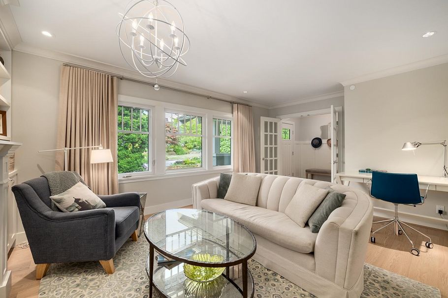 3336 W 38th Avenue Vancouver, BC - 17