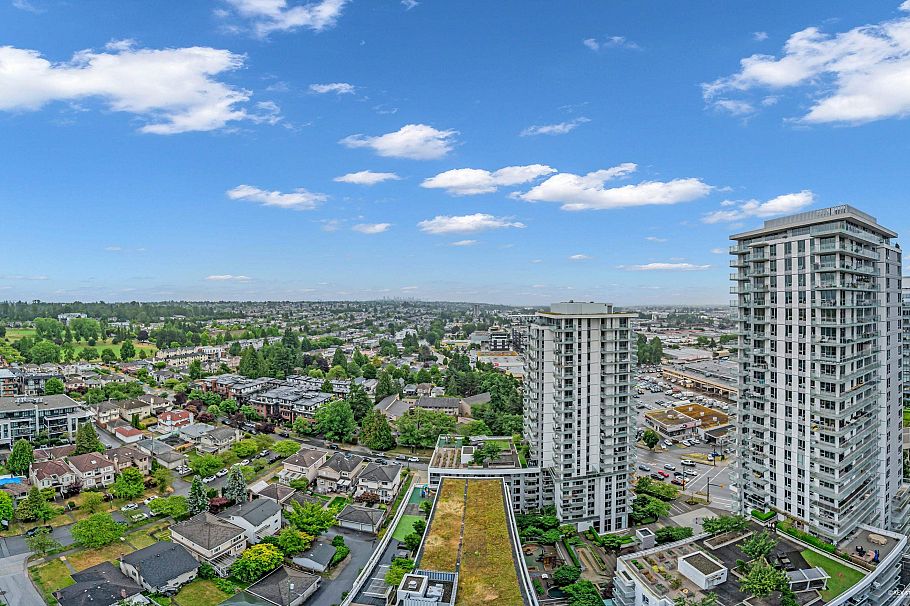 2205 8031 Nunavut Lane Vancouver, BC - 20