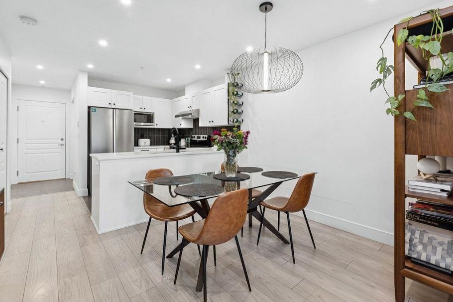 232 4550 Fraser Street Vancouver, BC - 11