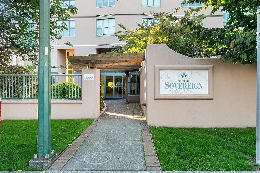 804 1555 Eastern Avenue North Vancouver, BC - 23