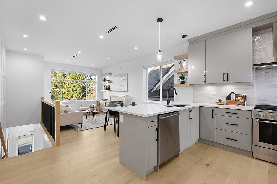 5304 Fraser Street Vancouver, BC - 6